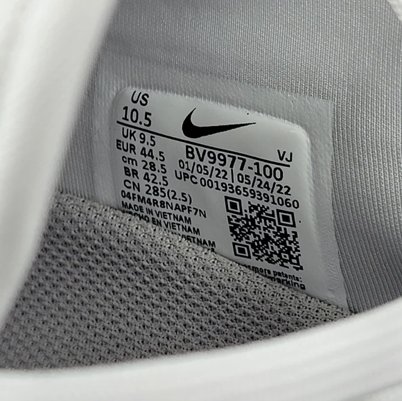 Nike Air Max 2090 Triple White Athletic Shoes Sneakers Mens Size 10.5 BV9977-100 - Picture 5 of 12